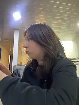 Snapshot of Kailin_darck1 chatting on December 19, 2024, 5:18 pm Kailin darck1 online show from December 19, 2024, 5:18 pm