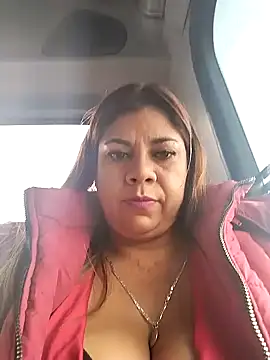 Snapshot of Laura-Hernandez chatting on December 26, 2024, 9:58 pm Laura-Hernandez online show from December 26, 2024, 9:58 pm