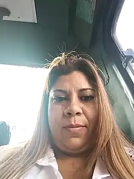 Snapshot of Laura-Hernandez chatting on January 26, 2025, 7:52 pm Laura-Hernandez online show from January 26, 2025, 7:52 pm