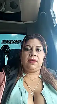 Snapshot of Laura-Hernandez chatting on February 1, 2025, 3:39 pm Laura-Hernandez online show from February 1, 2025, 3:39 pm