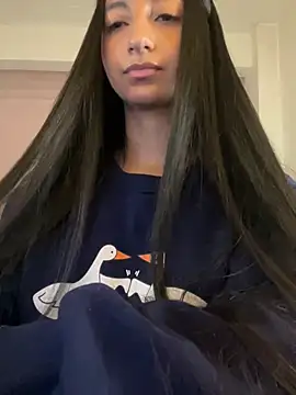 aly golden  online show from December 21, 2024, 7:45 am