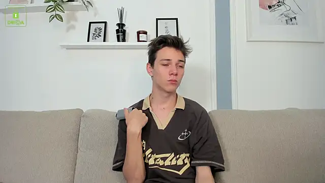 Snapshot of Viego_Pattel chatting on September 17, 2025, 4:30 pm Viego Pattel online show from September 17, 2025, 4:30 pm