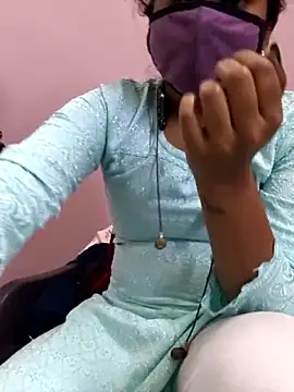 Snapshot of Ananya_34 chatting on November 25, 2025, 3:28 am Ananya 34 online show from November 25, 2025, 3:28 am