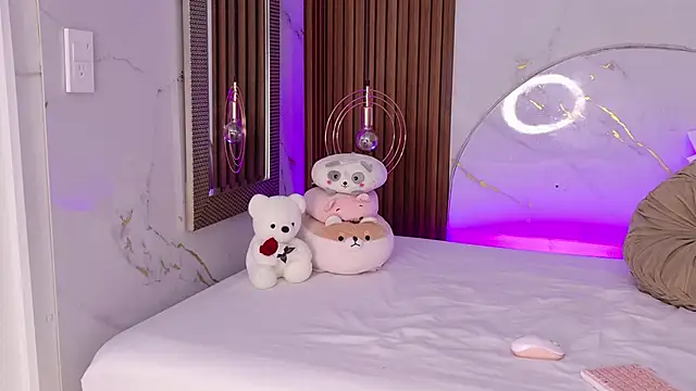 Snapshot of pamelajons_ chatting on November 12, 2025, 1:11 pm pamelajons online show from November 12, 2025, 1:11 pm