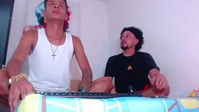 Snapshot of enjoy_vibes chatting on November 25, 2025, 11:27 pm enjoy vibes online show from November 25, 2025, 11:27 pm