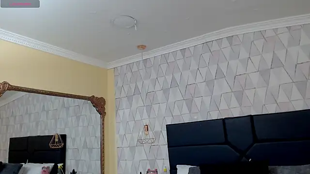 JustinePerry online show from March 6, 2025, 4:08 am