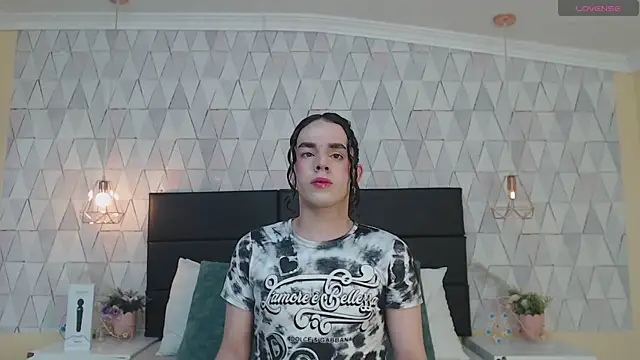 JustinePerry online show from September 26, 2025, 3:43 am