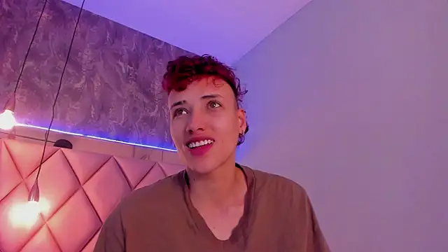 megan 100 online show from January 4, 2025, 1:31 am