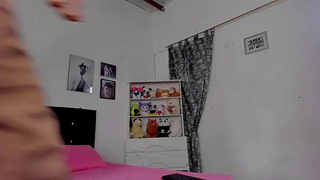 megan 100 online show from November 21, 2025, 5:44 pm