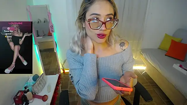 Snapshot of 911Calling chatting on January 29, 2025, 2:40 am 911Calling online show from January 29, 2025, 2:40 am