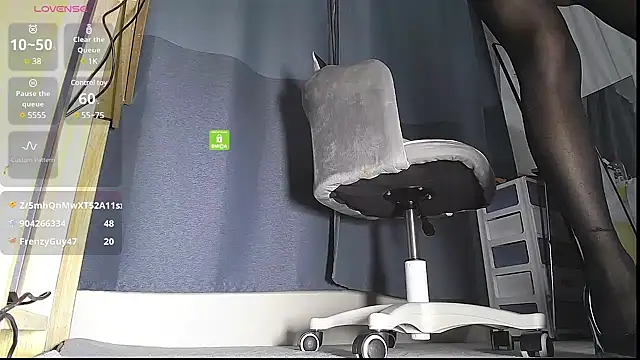 CN-Doudou online show from March 22, 2025, 2:14 pm