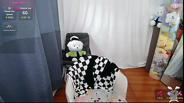 CN-Doudou online show from September 10, 2025, 2:44 am