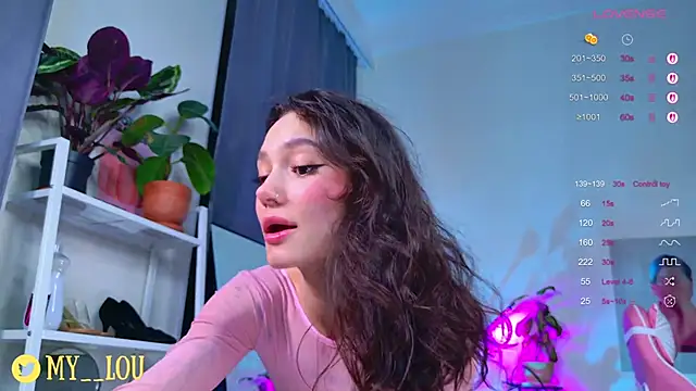 Snapshot of MyLou_ chatting on October 23, 2025, 3:11 pm MyLou online show from October 23, 2025, 3:11 pm