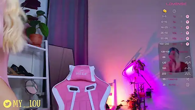 Snapshot of MyLou_ chatting on November 4, 2025, 3:11 pm MyLou online show from November 4, 2025, 3:11 pm