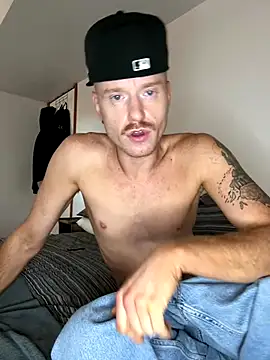 Snapshot of slam_bro chatting on October 12, 2025, 9:14 pm slam bro online show from October 12, 2025, 9:14 pm