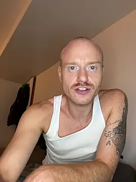 Snapshot of slam_bro chatting on October 29, 2025, 2:25 am slam bro online show from October 29, 2025, 2:25 am