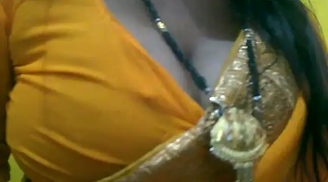 Snapshot of LOVE-SUSHILA chatting on February 3, 2025, 11:20 am LOVE-SUSHILA online show from February 3, 2025, 11:20 am