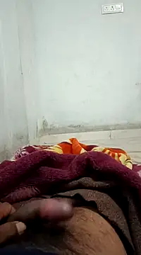 pintuS40 online show from January 6, 2025, 7:35 pm