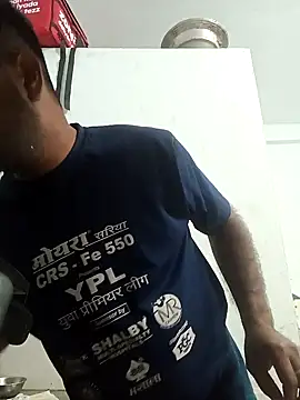 pintuS40 online show from January 7, 2025, 5:53 pm