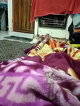 pintuS40 online show from January 8, 2025, 11:19 pm