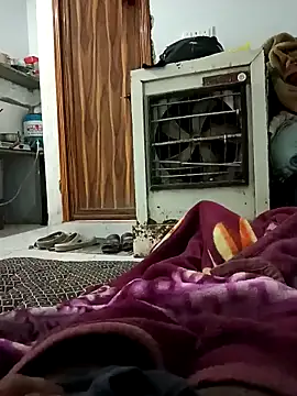 pintuS40 online show from February 11, 2025, 7:23 am