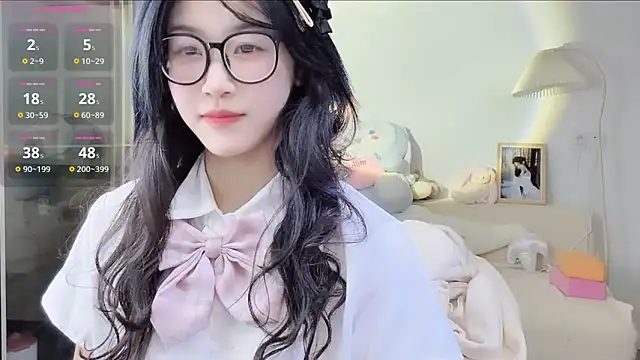 Snapshot of Luminous163 chatting on October 22, 2025, 11:43 am Luminous163 online show from October 22, 2025, 11:43 am