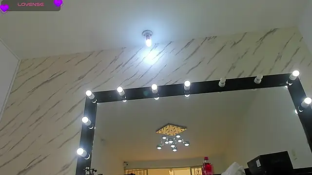 Snapshot of ElisabethMassey chatting on October 28, 2025, 2:09 pm ElisabethMassey online show from October 28, 2025, 2:09 pm