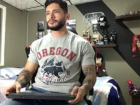 Snapshot of marcel_crawford96 chatting on March 9, 2025, 1:15 pm marcel crawford96 online show from March 9, 2025, 1:15 pm