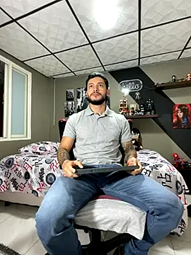 Snapshot of marcel_crawford96 chatting on September 10, 2025, 1:22 pm marcel crawford96 online show from September 10, 2025, 1:22 pm