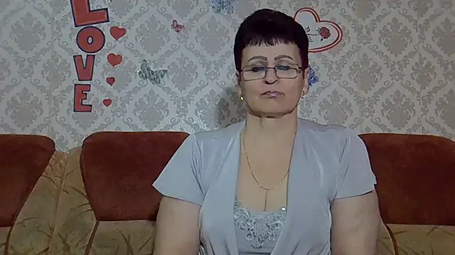 Snapshot of PaulaGolden chatting on October 21, 2025, 11:33 am PaulaGolden online show from October 21, 2025, 11:33 am