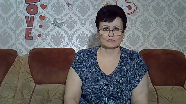 Snapshot of PaulaGolden chatting on November 30, 2025, 1:59 pm PaulaGolden online show from November 30, 2025, 1:59 pm