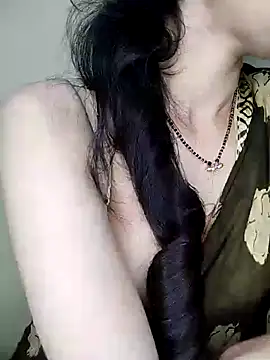 Snapshot of Fair-magic-woman chatting on January 3, 2025, 7:07 pm Fair-magic-woman online show from January 3, 2025, 7:07 pm