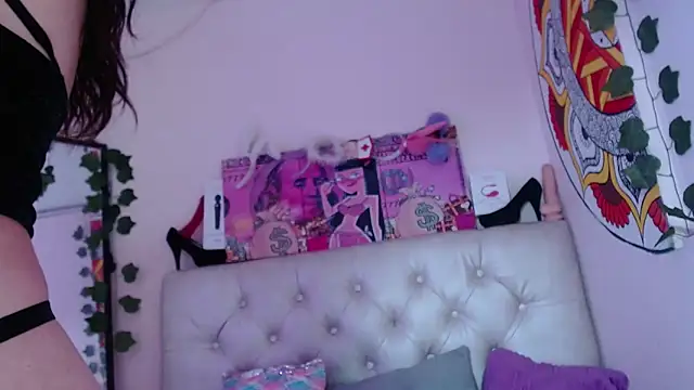 Snapshot of sarawiliamx chatting on February 25, 2025, 7:09 am sarawiliamx online show from February 25, 2025, 7:09 am