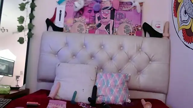 Snapshot of sarawiliamx chatting on March 13, 2025, 3:11 am sarawiliamx online show from March 13, 2025, 3:11 am