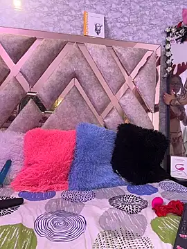 Snapshot of sarawiliamx chatting on December 15, 2025, 3:33 am sarawiliamx online show from December 15, 2025, 3:33 am