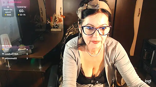 exymilf  online show from February 9, 2025, 3:23 pm