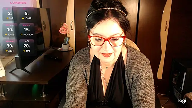 exymilf  online show from November 30, 2025, 11:25 am