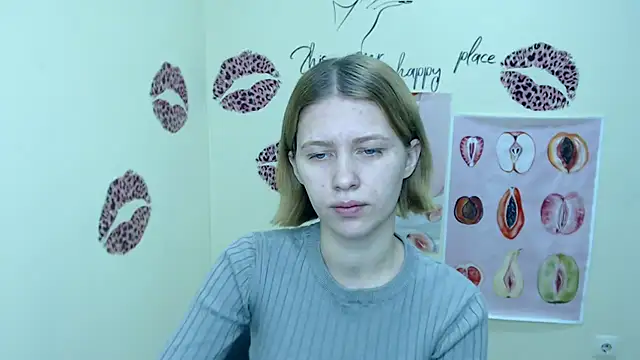 Snapshot of StellaCRL chatting on December 7, 2024, 11:51 am StellaCRL online show from December 7, 2024, 11:51 am
