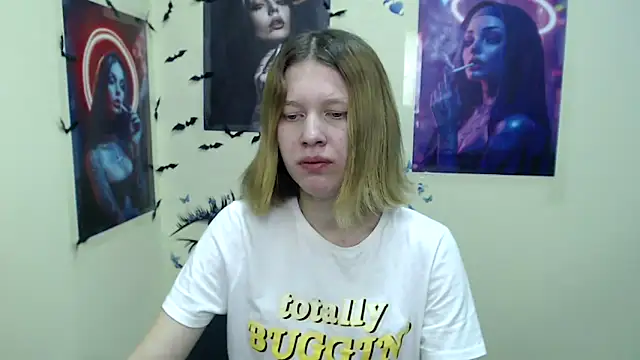 Snapshot of StellaCRL chatting on March 3, 2025, 10:17 am StellaCRL online show from March 3, 2025, 10:17 am