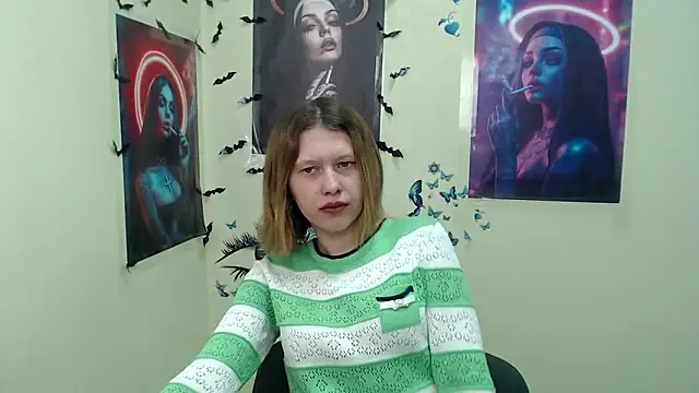 Snapshot of StellaCRL chatting on March 10, 2025, 7:21 am StellaCRL online show from March 10, 2025, 7:21 am