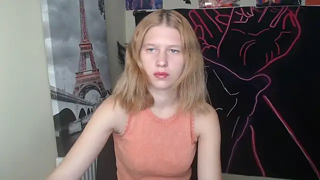 Snapshot of StellaCRL chatting on September 24, 2025, 6:06 am StellaCRL online show from September 24, 2025, 6:06 am