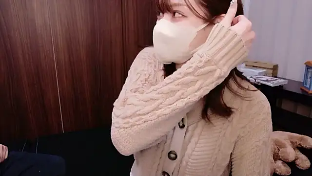 Snapshot of ASUKA-TV chatting on October 22, 2025, 11:43 am ASUKA-TV online show from October 22, 2025, 11:43 am
