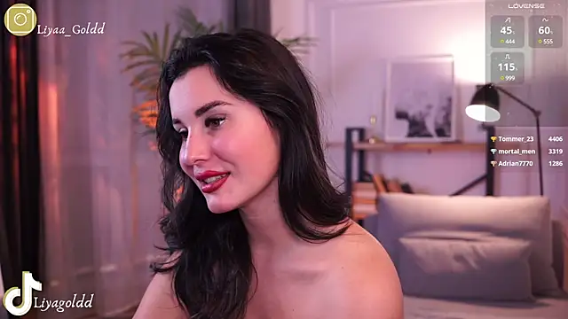 Snapshot of Liya_Gold_ chatting on December 12, 2024, 11:36 pm Liya Gold  online show from December 12, 2024, 11:36 pm