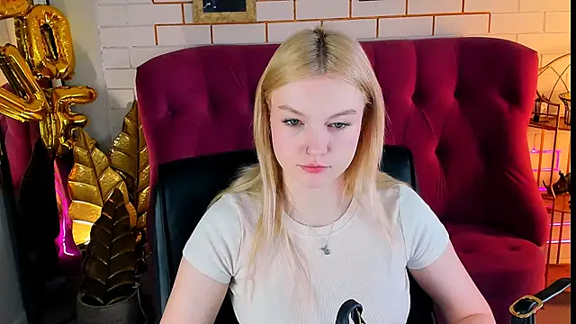 GraceGlamour online show from March 3, 2025, 5:20 am