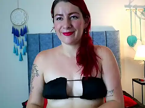 PamelaMK online show from September 30, 2025, 5:29 pm