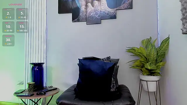 Snapshot of thomas_eliotts chatting on February 2, 2025, 7:46 pm thomas eliotts online show from February 2, 2025, 7:46 pm