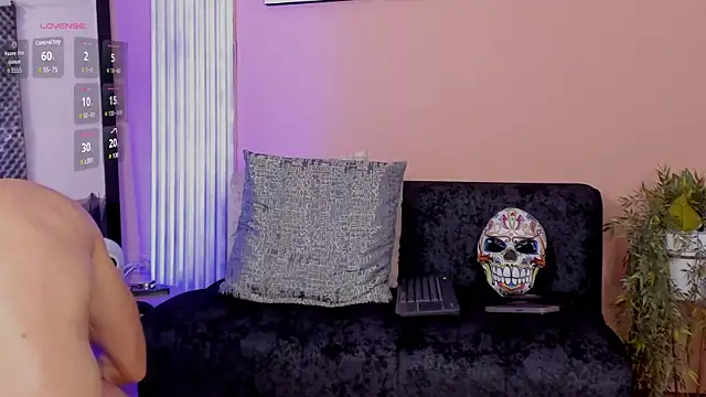 Snapshot of thomas_eliotts chatting on October 30, 2025, 7:58 pm thomas eliotts online show from October 30, 2025, 7:58 pm