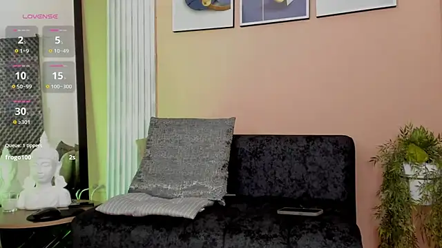 Snapshot of thomas_eliotts chatting on November 25, 2025, 7:47 pm thomas eliotts online show from November 25, 2025, 7:47 pm