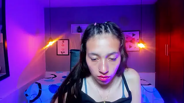 Snapshot of Valeria_roussi chatting on December 4, 2024, 7:34 pm Valeria roussi online show from December 4, 2024, 7:34 pm