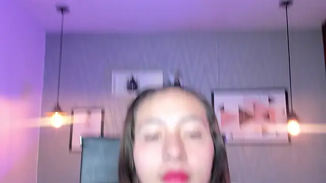 Snapshot of Valeria_roussi chatting on December 12, 2024, 1:28 pm Valeria roussi online show from December 12, 2024, 1:28 pm